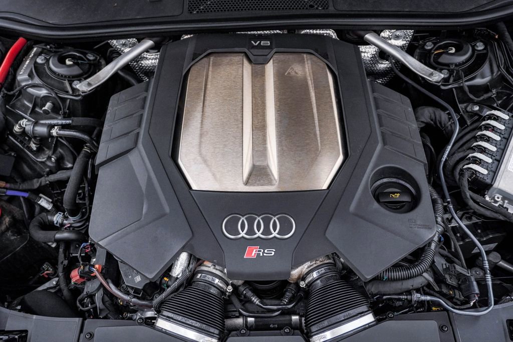 Used 2021 Audi RS 6 AWD/4WD image 30