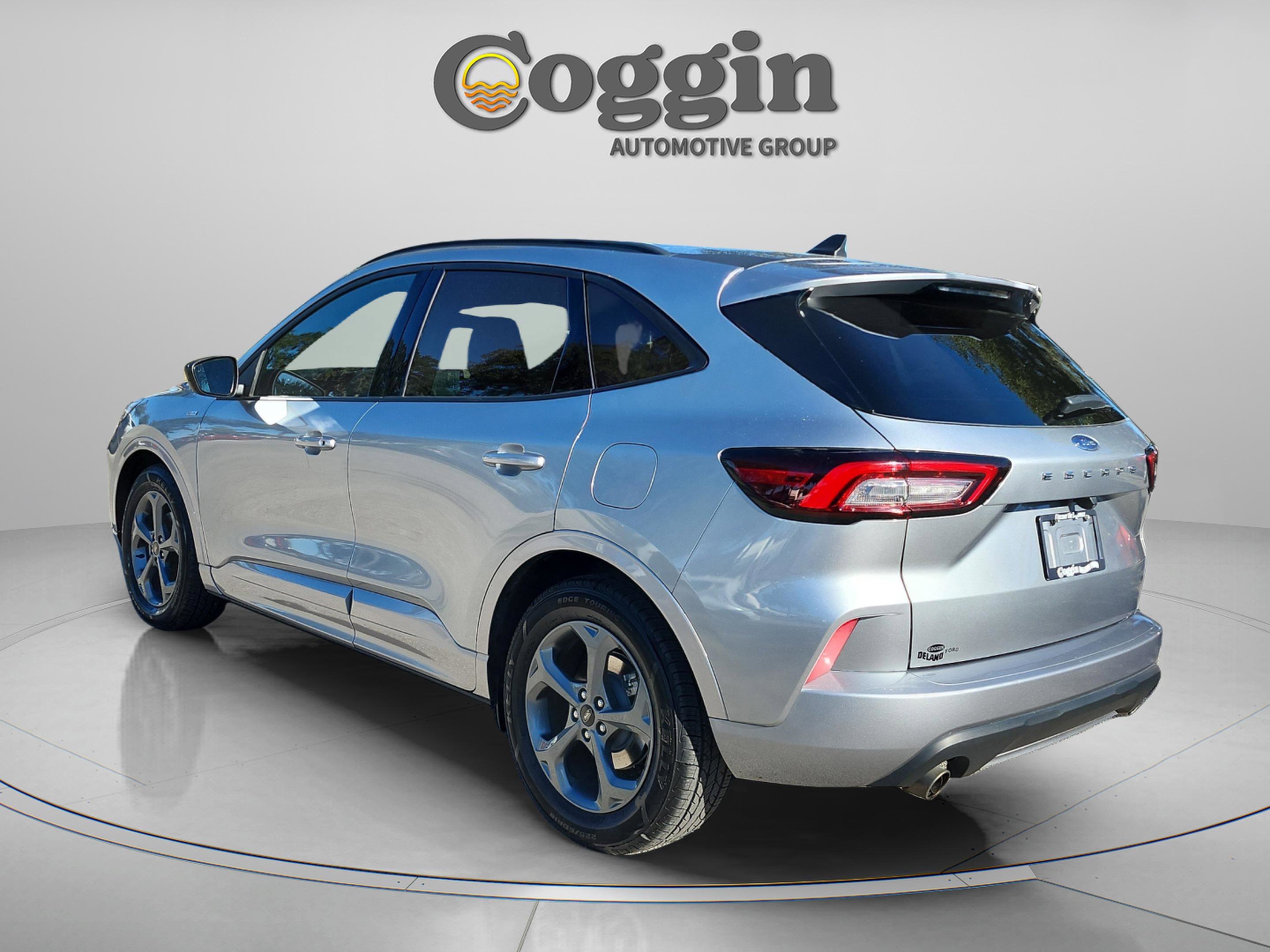 Used 2024 Ford Escape ST-Line image 4