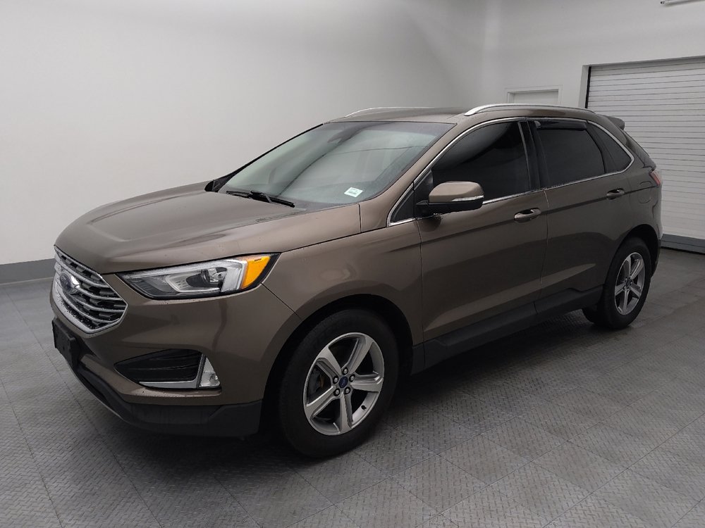 Used 2019 Ford Edge SEL w/ Equipment Group 201A FWD image 2