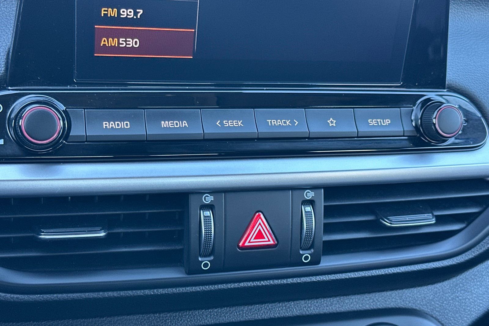 Certified 2024 Kia Forte LXS w/ LXS Technology Package image 31