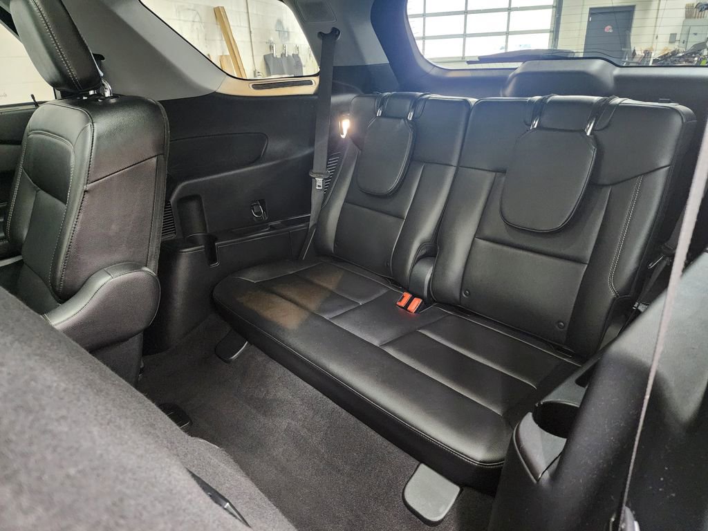 Used 2021 Ford Explorer Limited image 31