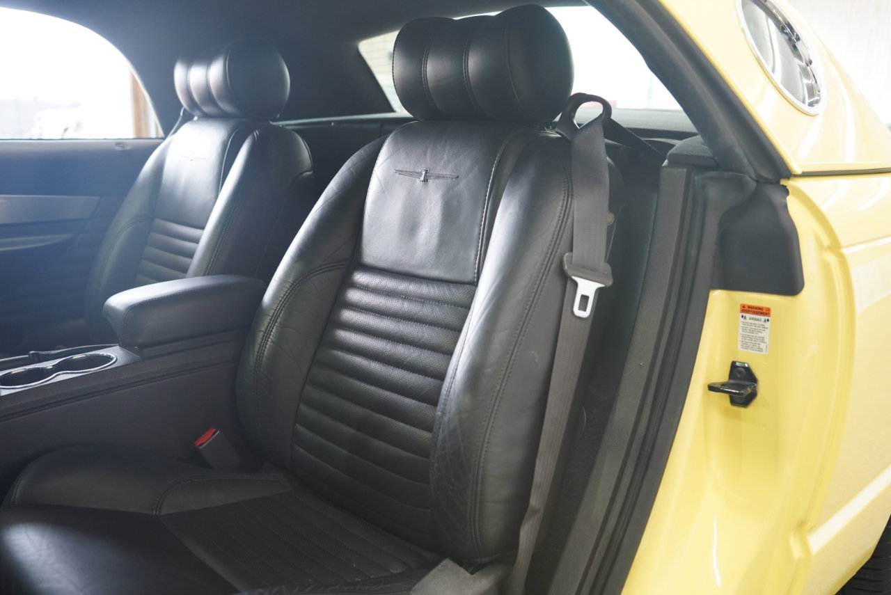 Used 2002 Ford Thunderbird image 21