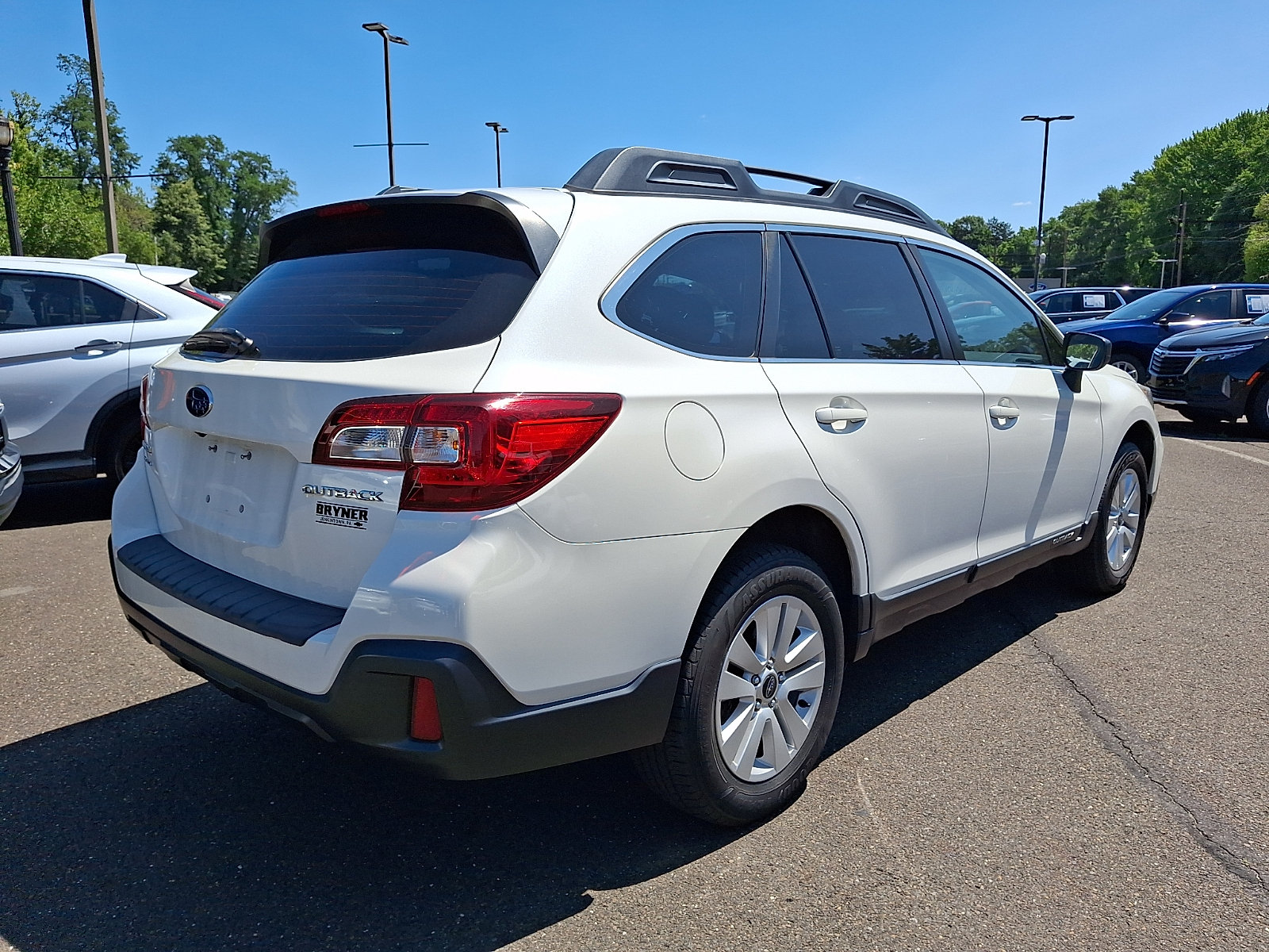 Used 2018 Subaru Outback 2.5i AWD/4WD image 6