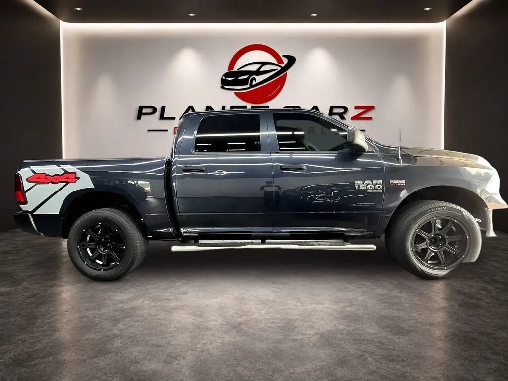 Used 2020 RAM 1500 Express w/ Express Value Package AWD/4WD image 4