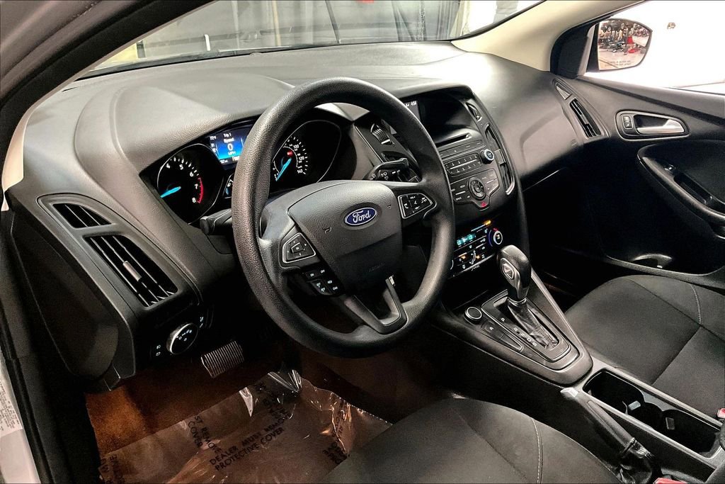 Used 2017 Ford Focus SE image 14