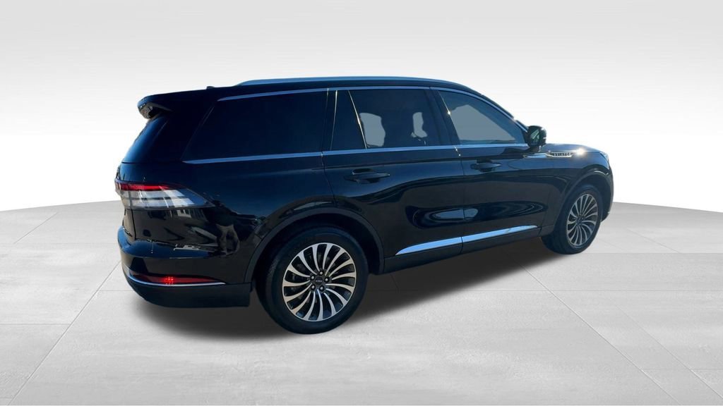 Used 2023 Lincoln Aviator Reserve image 8