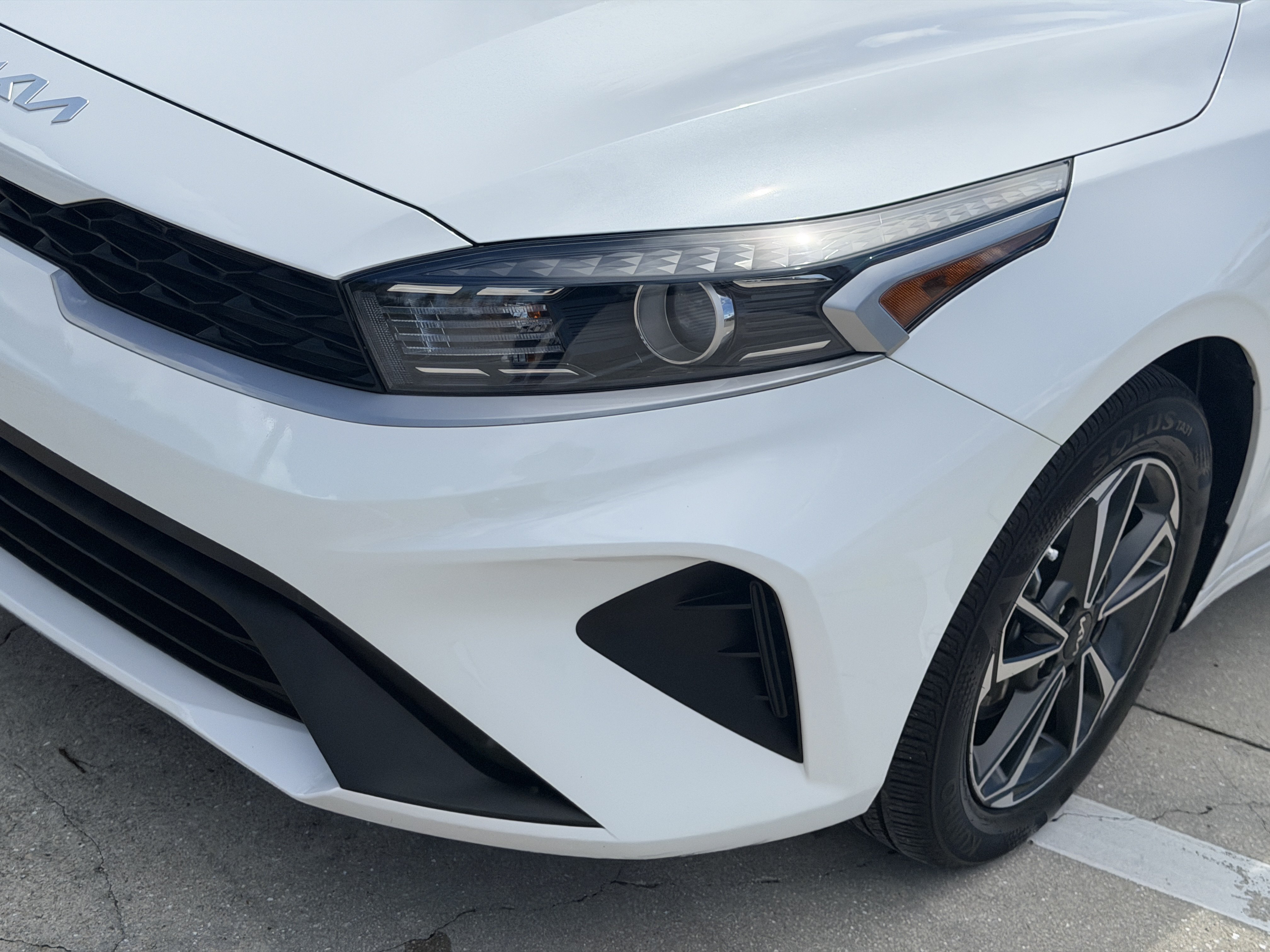 Certified 2023 Kia Forte LXS w/ LXS Technology Package FWD image 9