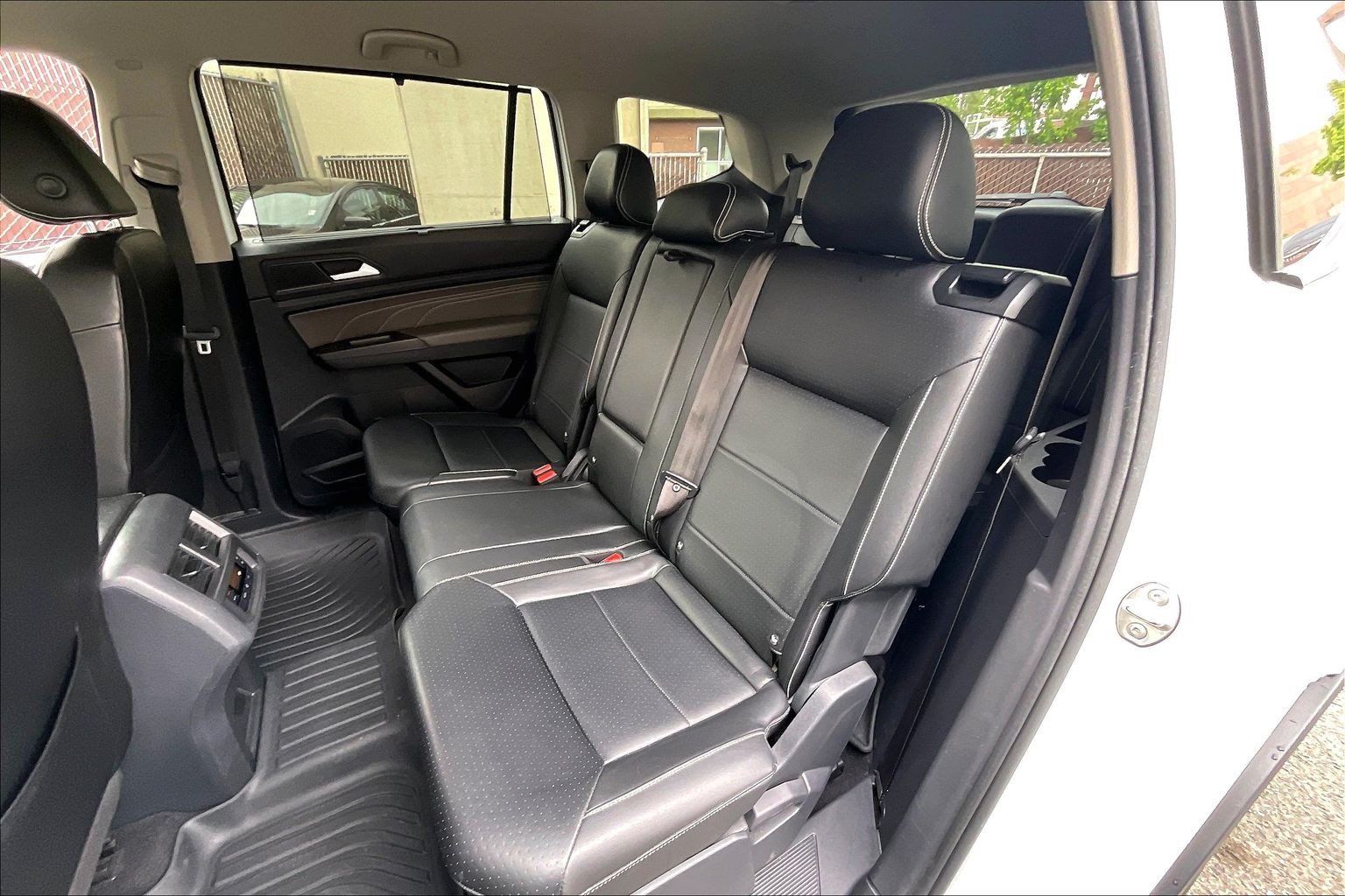 Certified 2022 Volkswagen Atlas SE FWD image 25