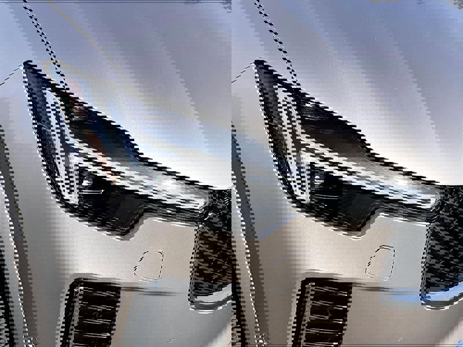 Used 2026 Volvo XC90 B5 Plus image 32