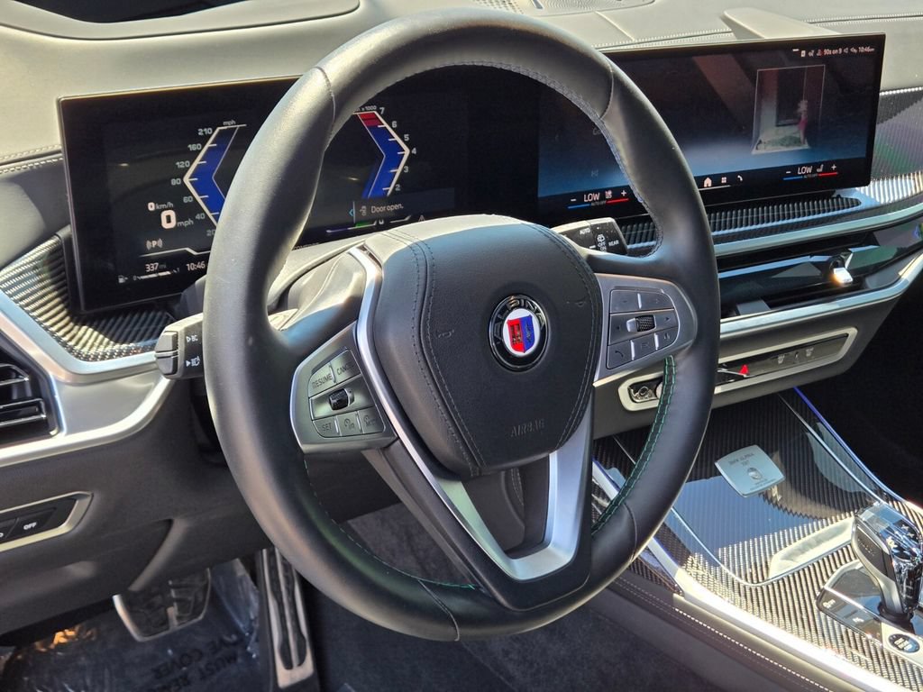 Used 2025 BMW ALPINA XB7 AWD/4WD image 21