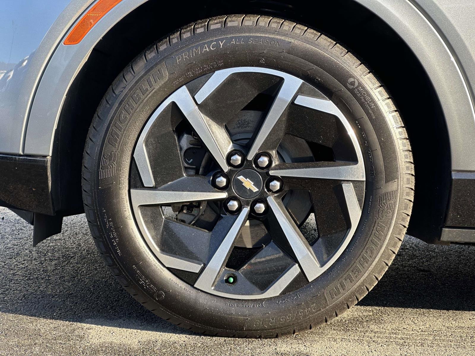 Used 2024 Chevrolet Equinox EV LT image 7