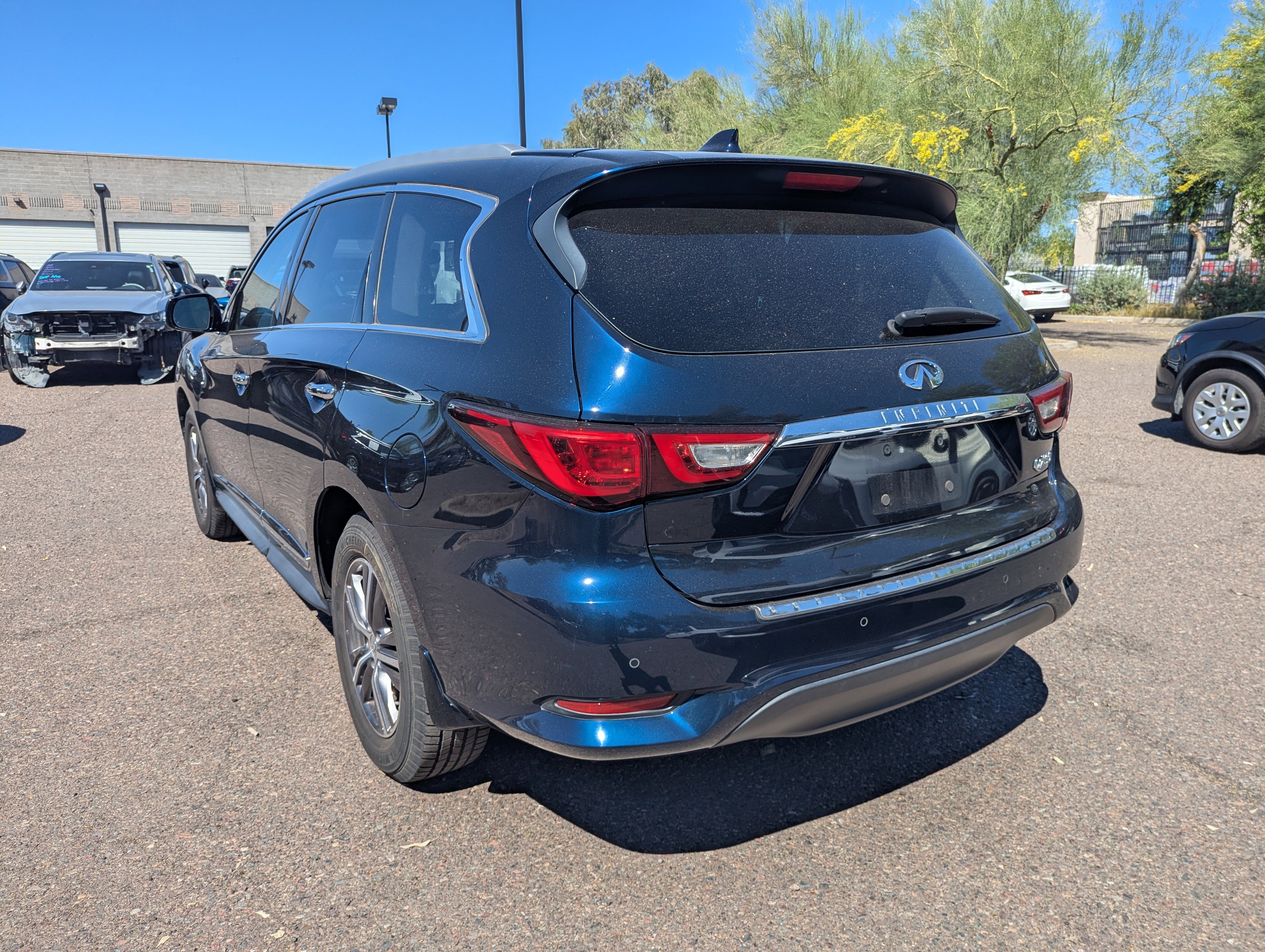 Used 2018 INFINITI QX60 AWD w/ Premium Plus Package image 4