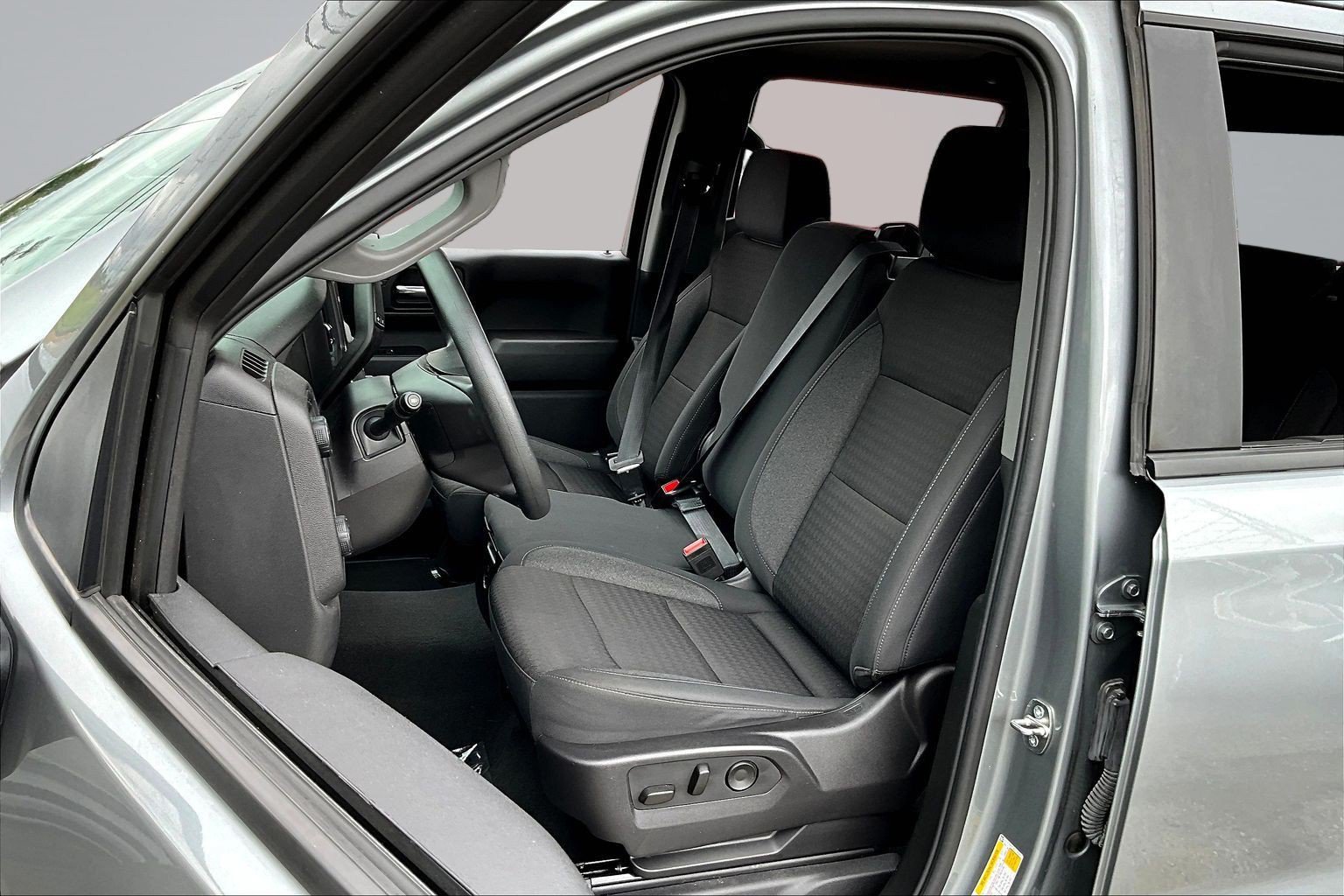 Used 2024 Chevrolet Silverado 1500 Custom w/ LPO, Dark Essentials Package AWD/4WD image 19
