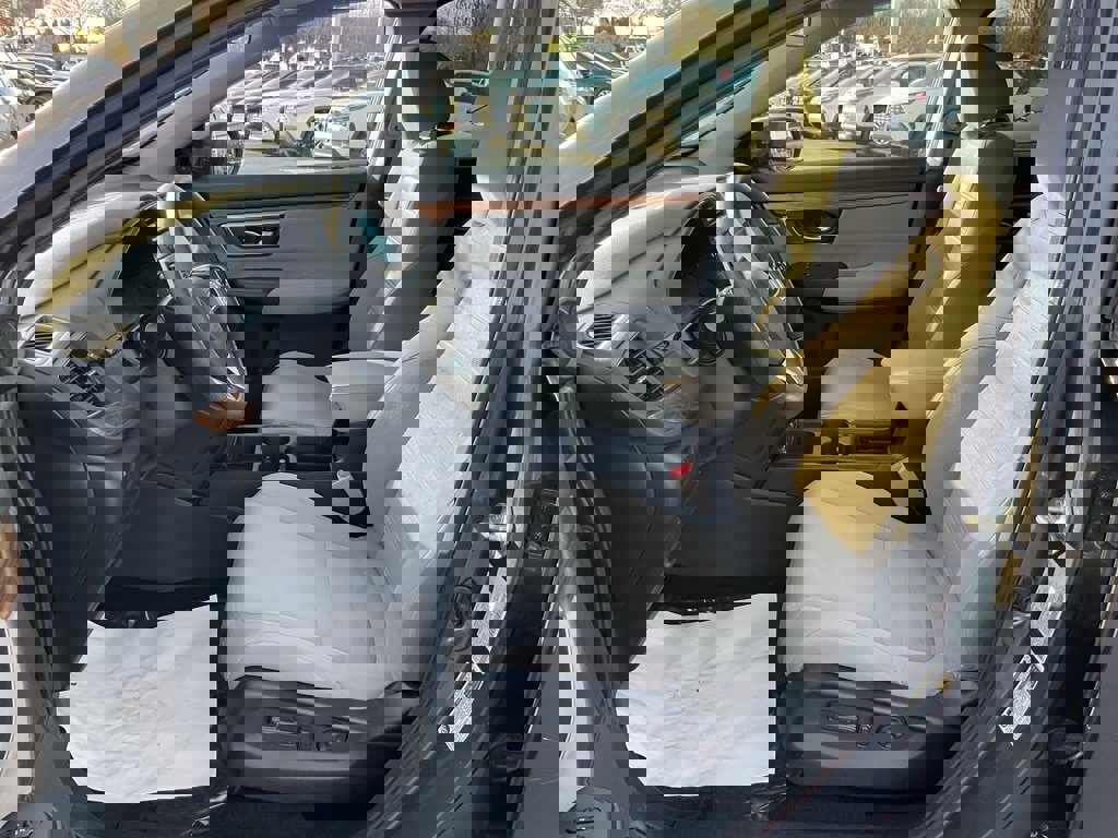 Used 2020 Honda CR-V EX image 2