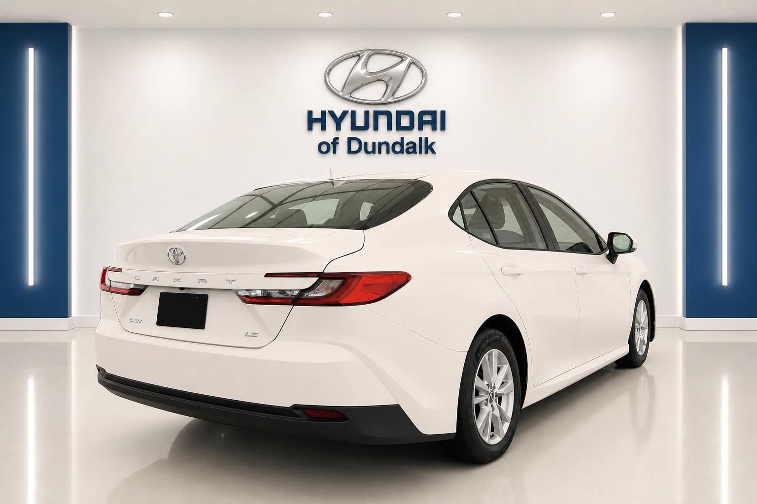 Used 2025 Toyota Camry LE FWD image 4