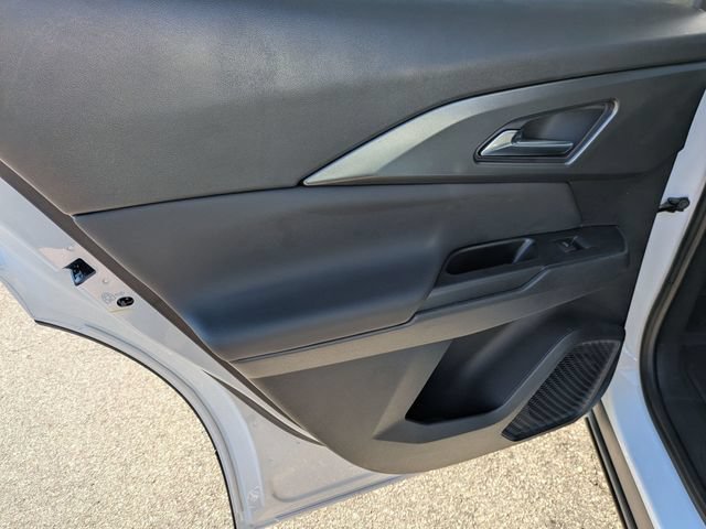 New 2026 Chevrolet Equinox EV LT w/ Comfort Package FWD image 25
