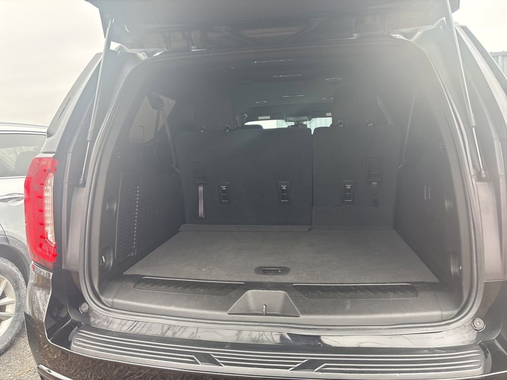 Used 2021 GMC Yukon XL SLE image 25
