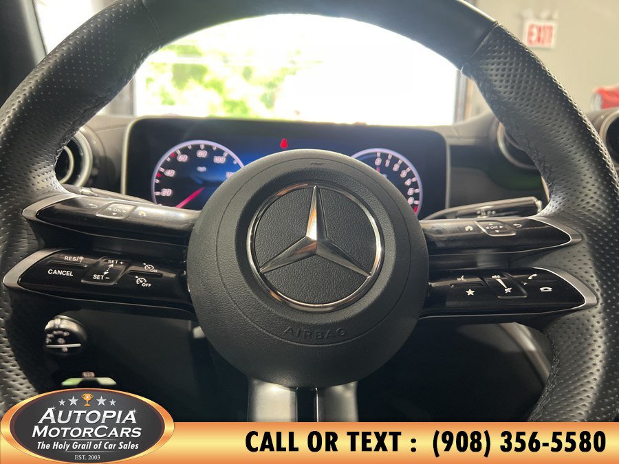 Used 2025 Mercedes-Benz GLC 350e 4MATIC w/ AMG Line image 27