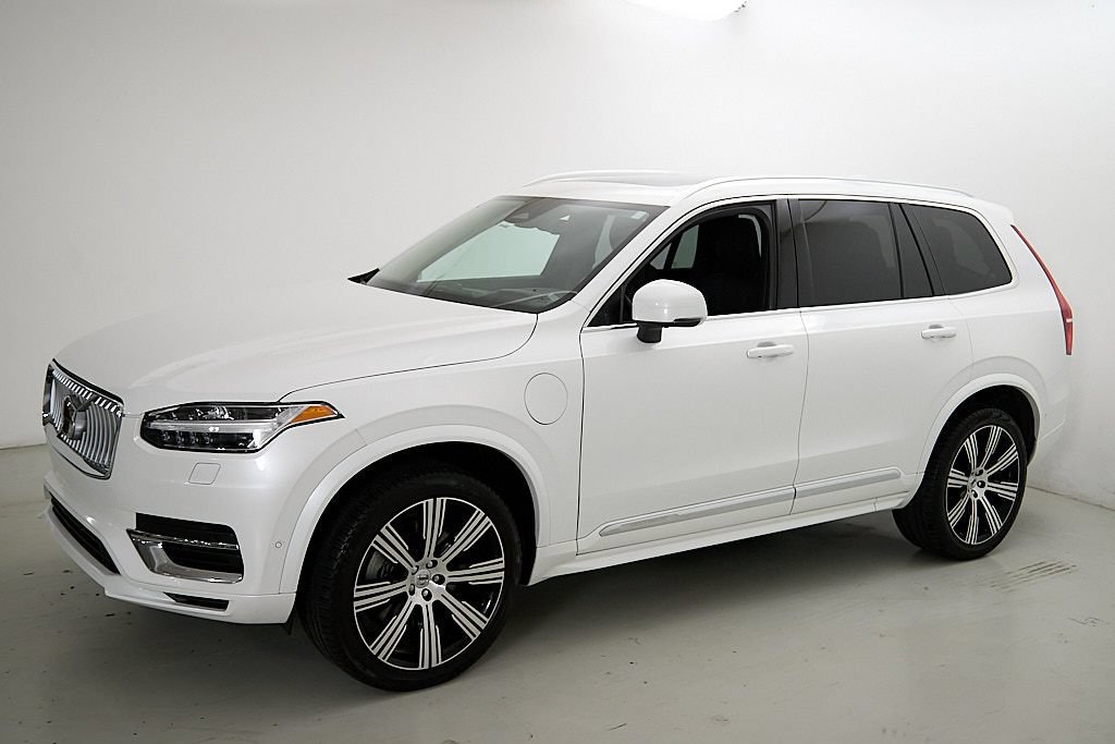 Used 2024 Volvo XC90 T8 Ultimate w/ Lounge Package AWD/4WD image 7