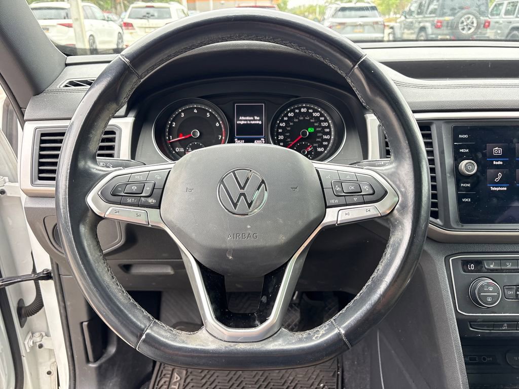 Used 2020 Volkswagen Atlas Cross Sport SE w/ Panoramic Sunroof Package image 17