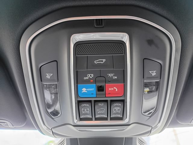 New 2026 Jeep Cherokee Limited AWD/4WD image 19