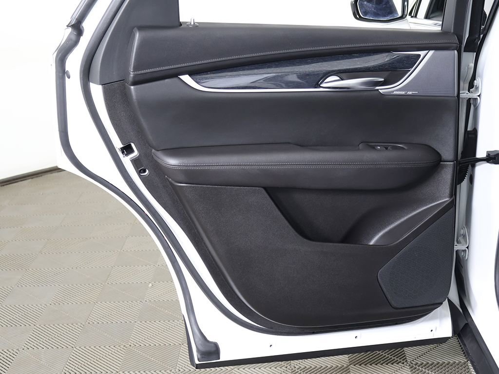 Used 2023 Cadillac XT5 Premium Luxury AWD/4WD image 29