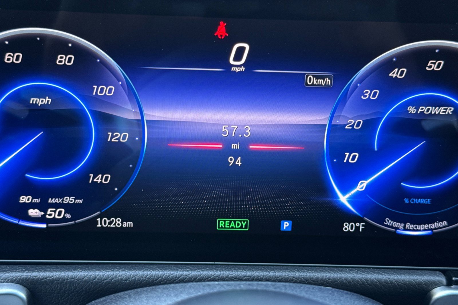 Used 2024 Mercedes-Benz EQB 300 4MATIC image 31