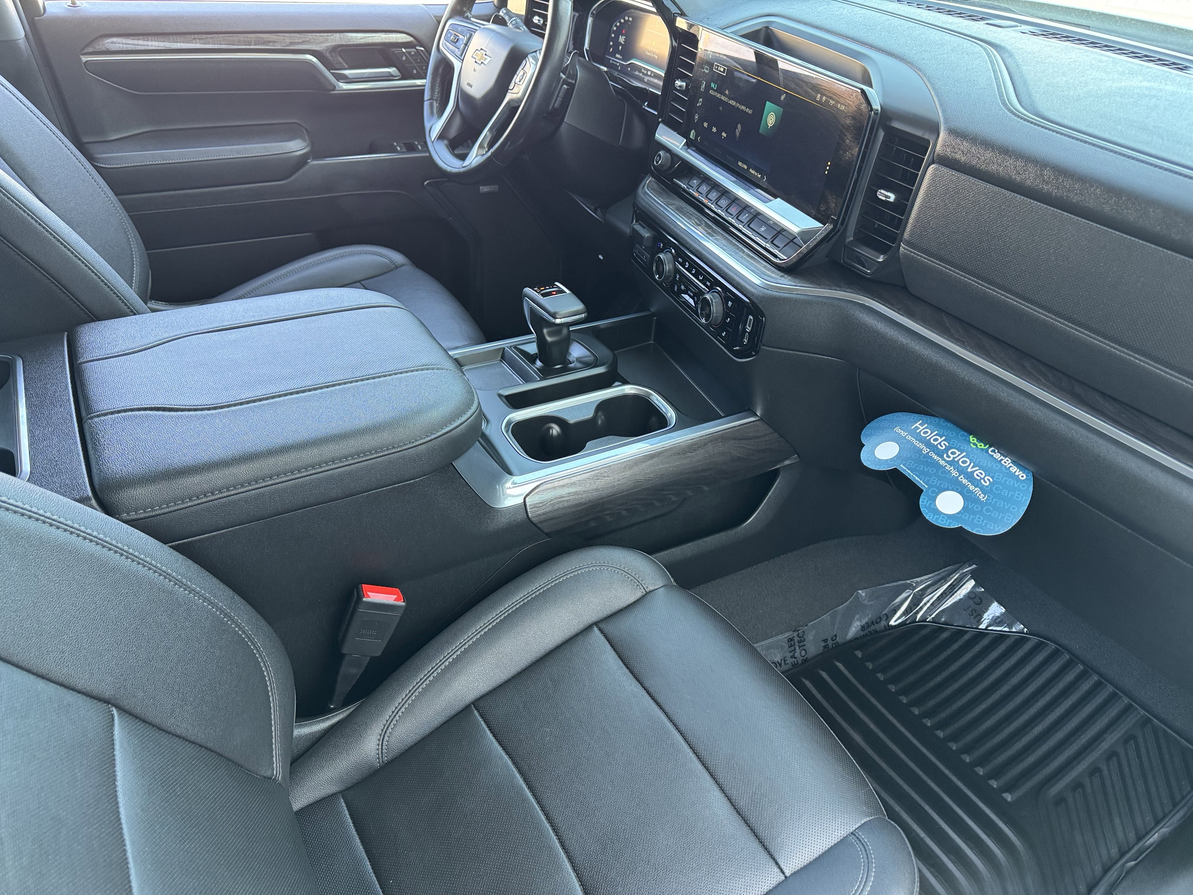 Used 2023 Chevrolet Silverado 1500 LTZ w/ Technology Package AWD/4WD image 22