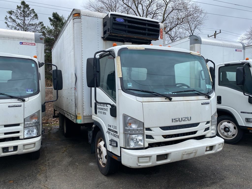 Used 2018 Isuzu NPR image 1