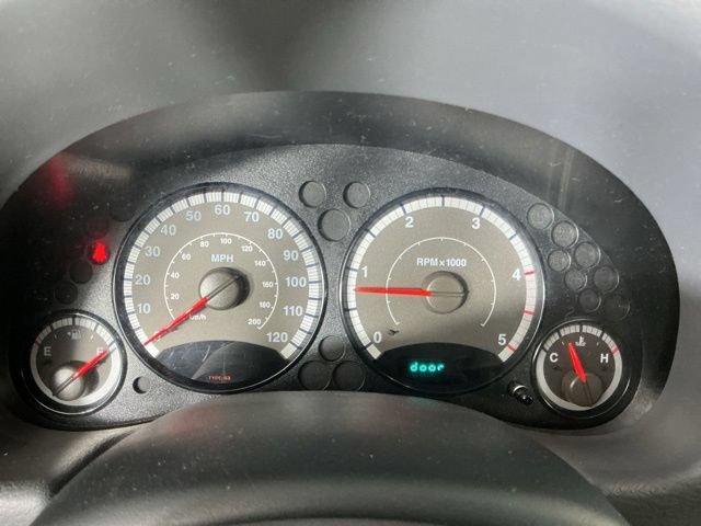 Used 2005 Jeep Liberty Sport AWD/4WD image 16