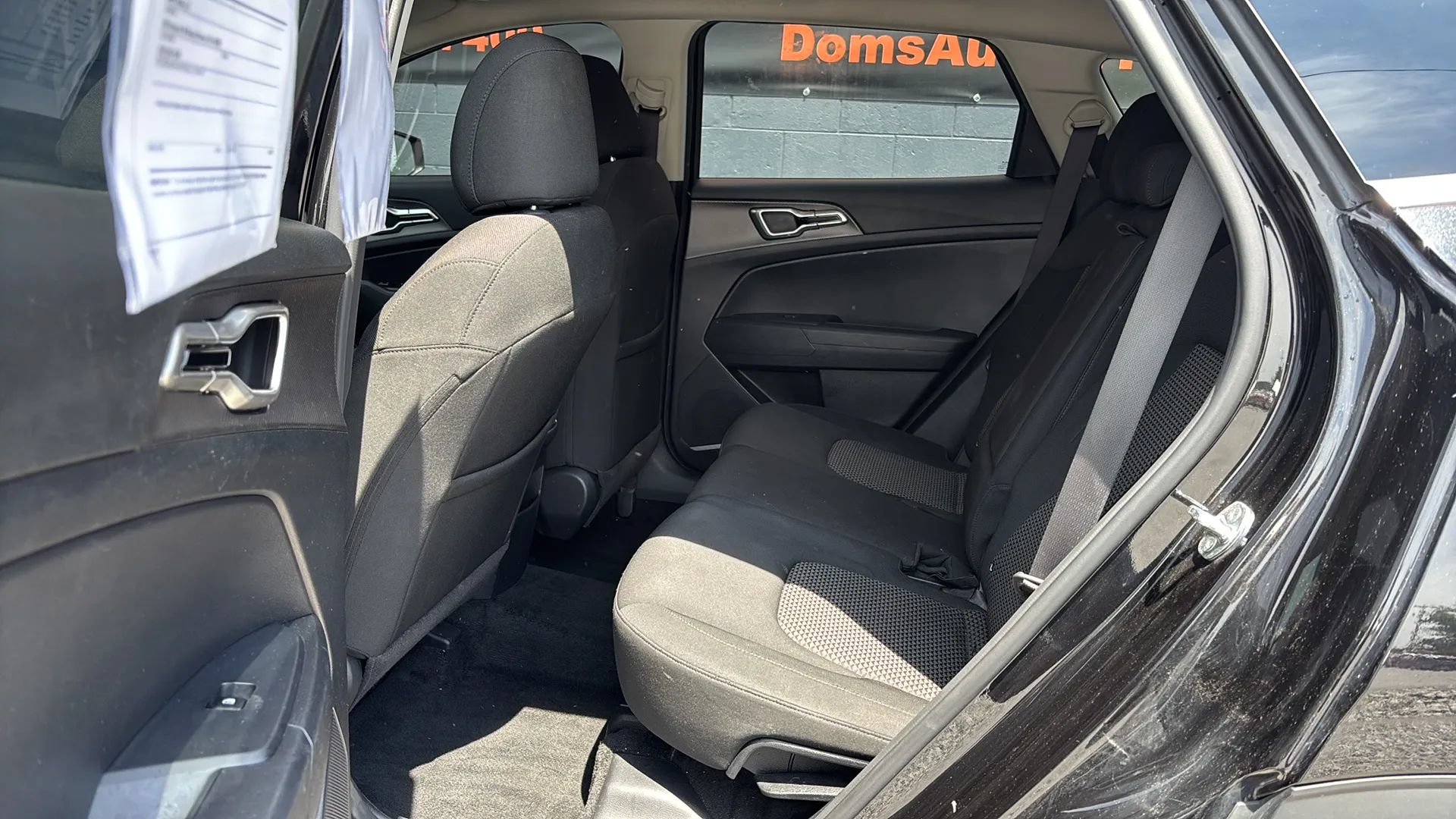 Used 2023 Kia Sportage LX AWD/4WD image 17