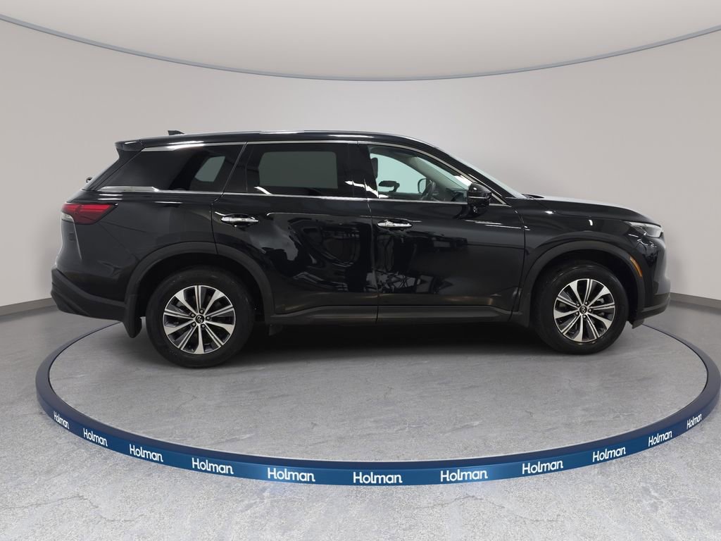 Certified 2023 INFINITI QX60 Pure image 4