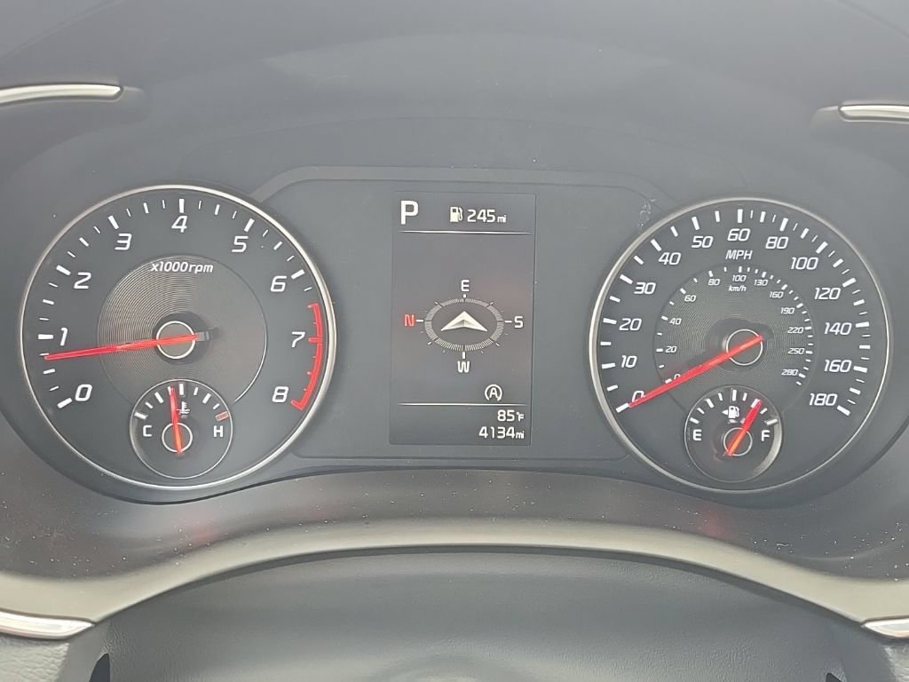 Used 2023 Kia Stinger GT-Line RWD image 5
