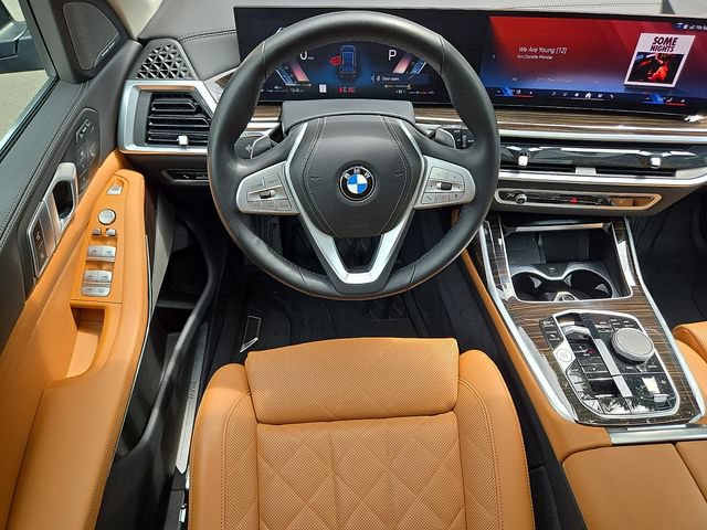 Certified 2024 BMW X7 xDrive40i w/ Premium Package AWD/4WD image 14