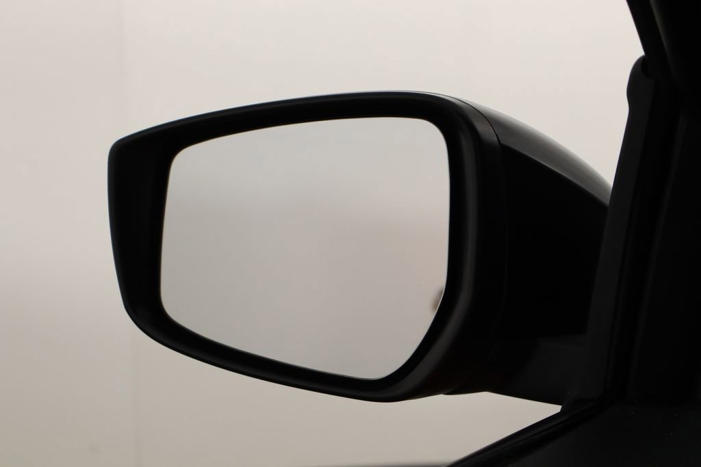 Used 2023 Nissan Kicks SV image 36