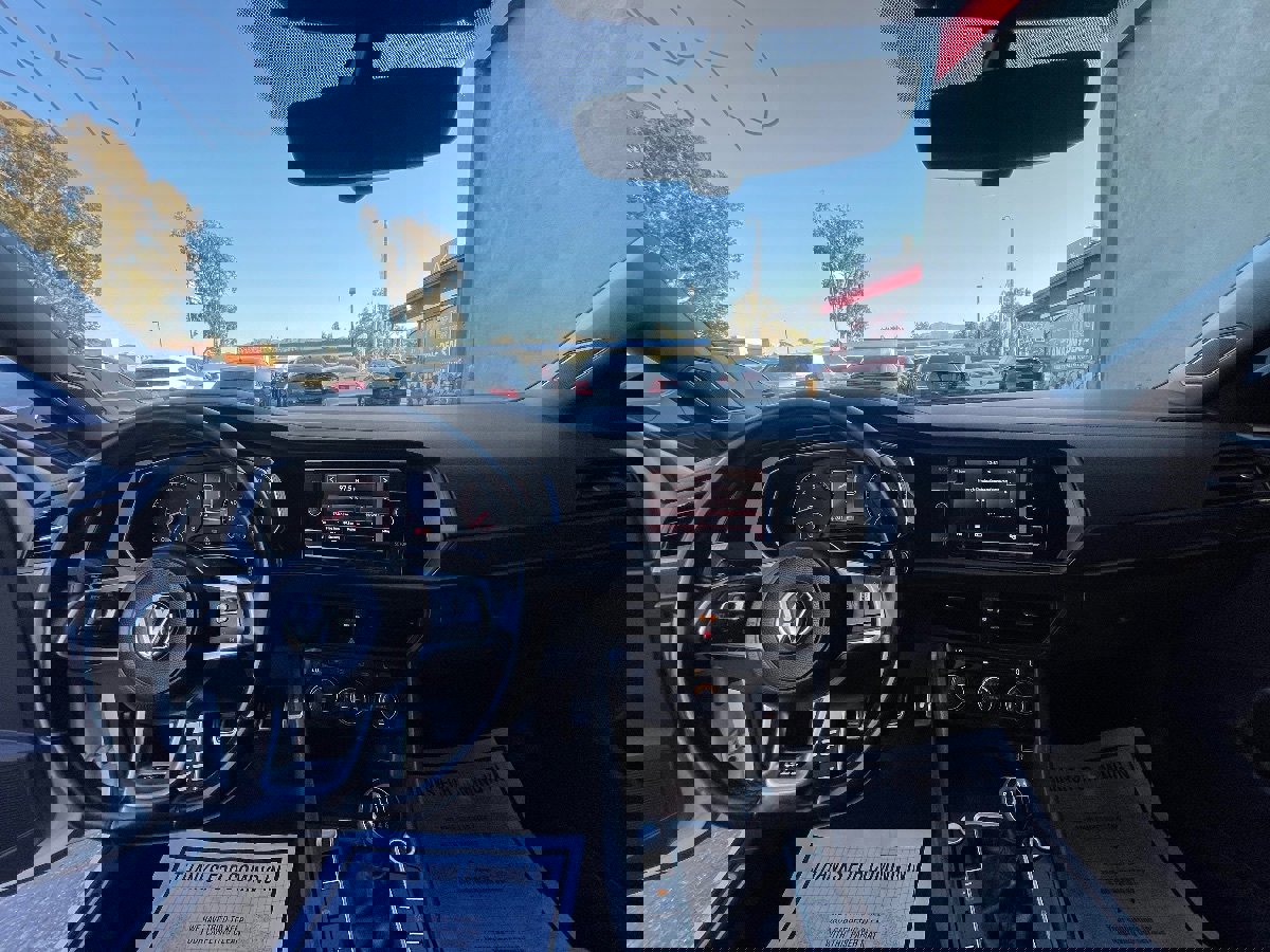 Used 2019 Volkswagen Jetta GLI image 10