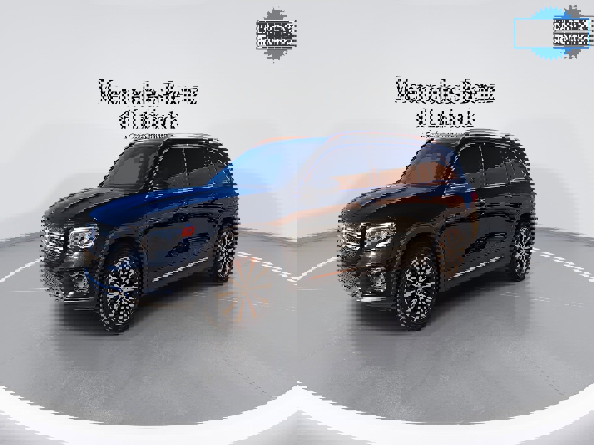 Used 2021 Mercedes-Benz GLB 250 w/ Premium Package image 4