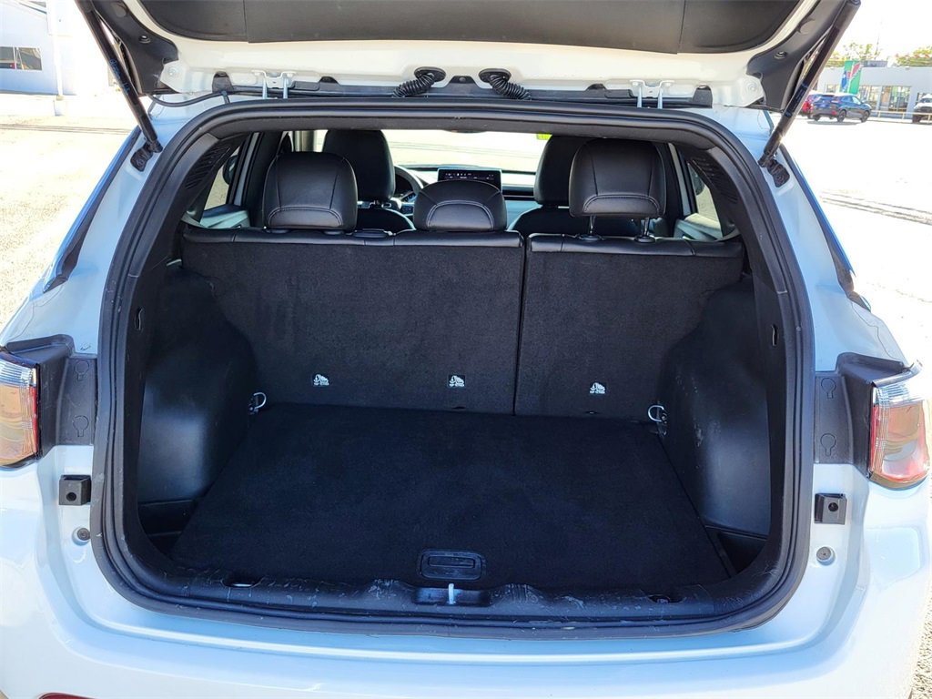 Used 2025 Jeep Compass Limited image 12