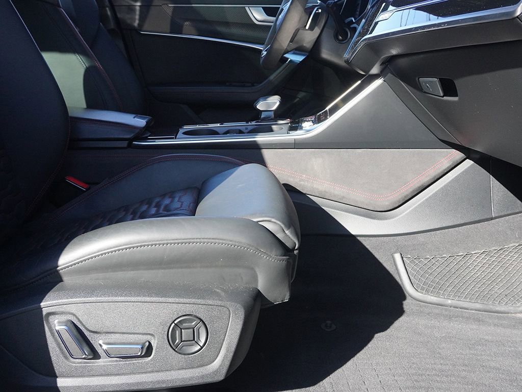 Used 2023 Audi RS 6 image 29