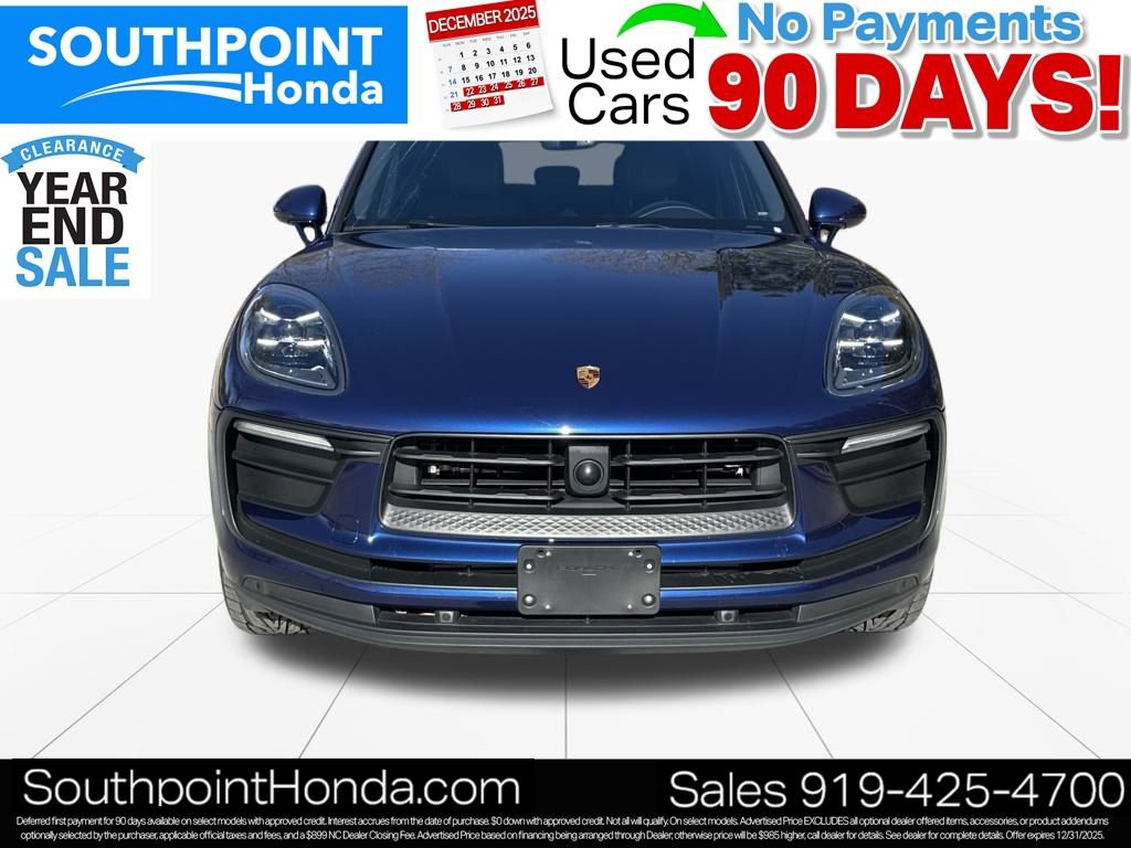 Used 2023 Porsche Macan Turbo image 2