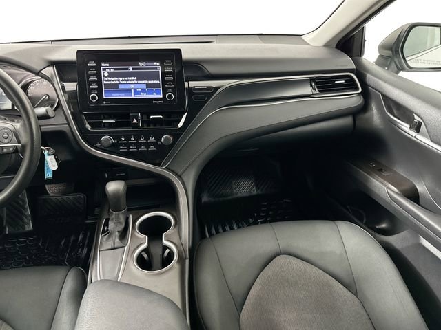 Used 2021 Toyota Camry LE FWD image 22