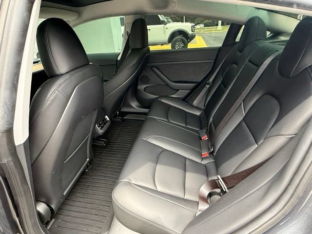 Used 2023 Tesla Model 3 Standard Range RWD image 14