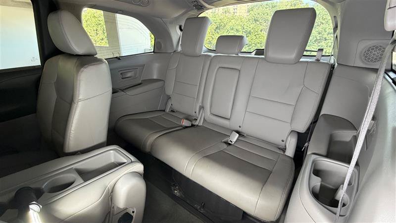 Used 2016 Honda Odyssey Touring image 41
