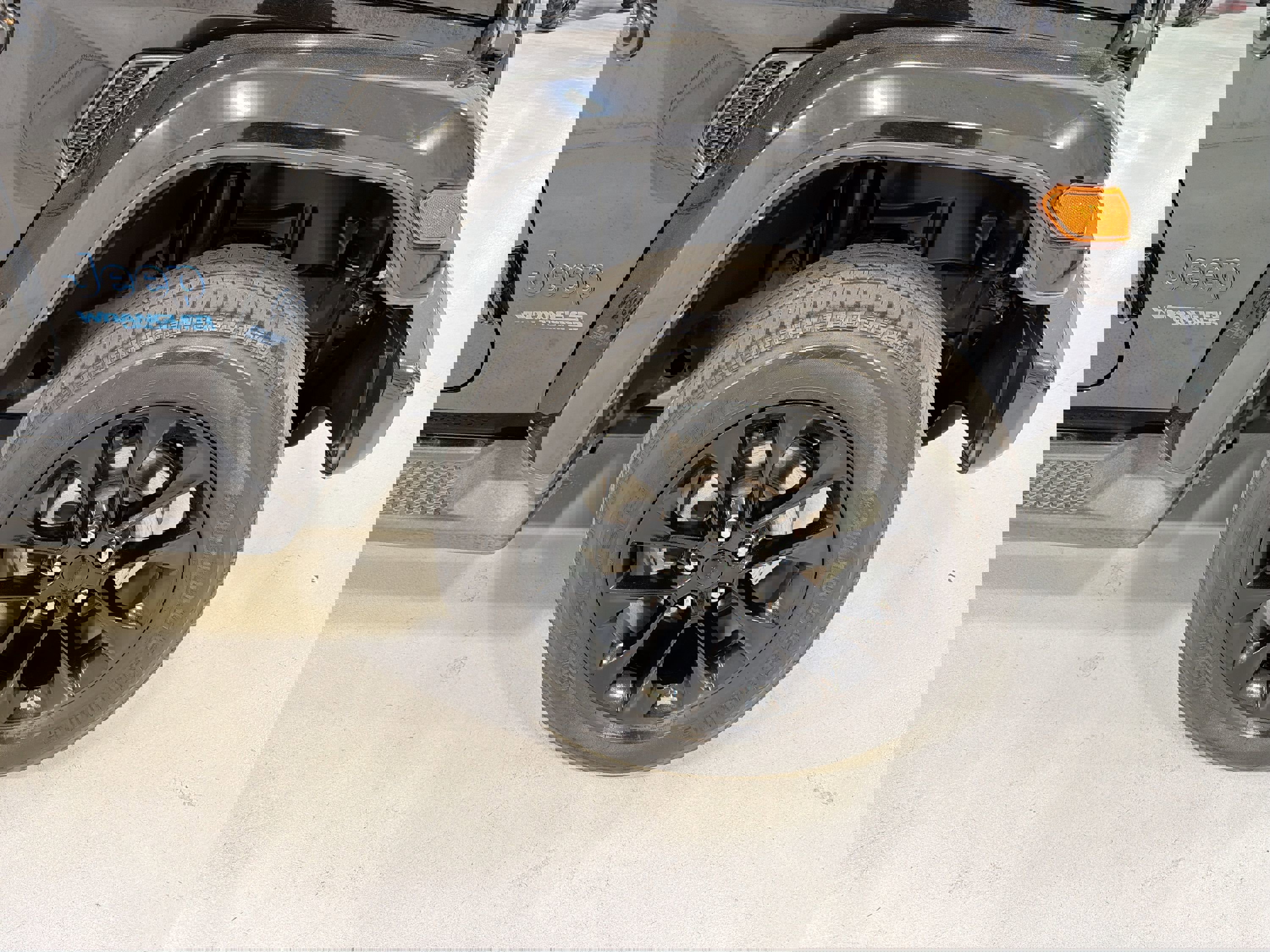 Used 2021 Jeep Wrangler Unlimited Sahara image 29