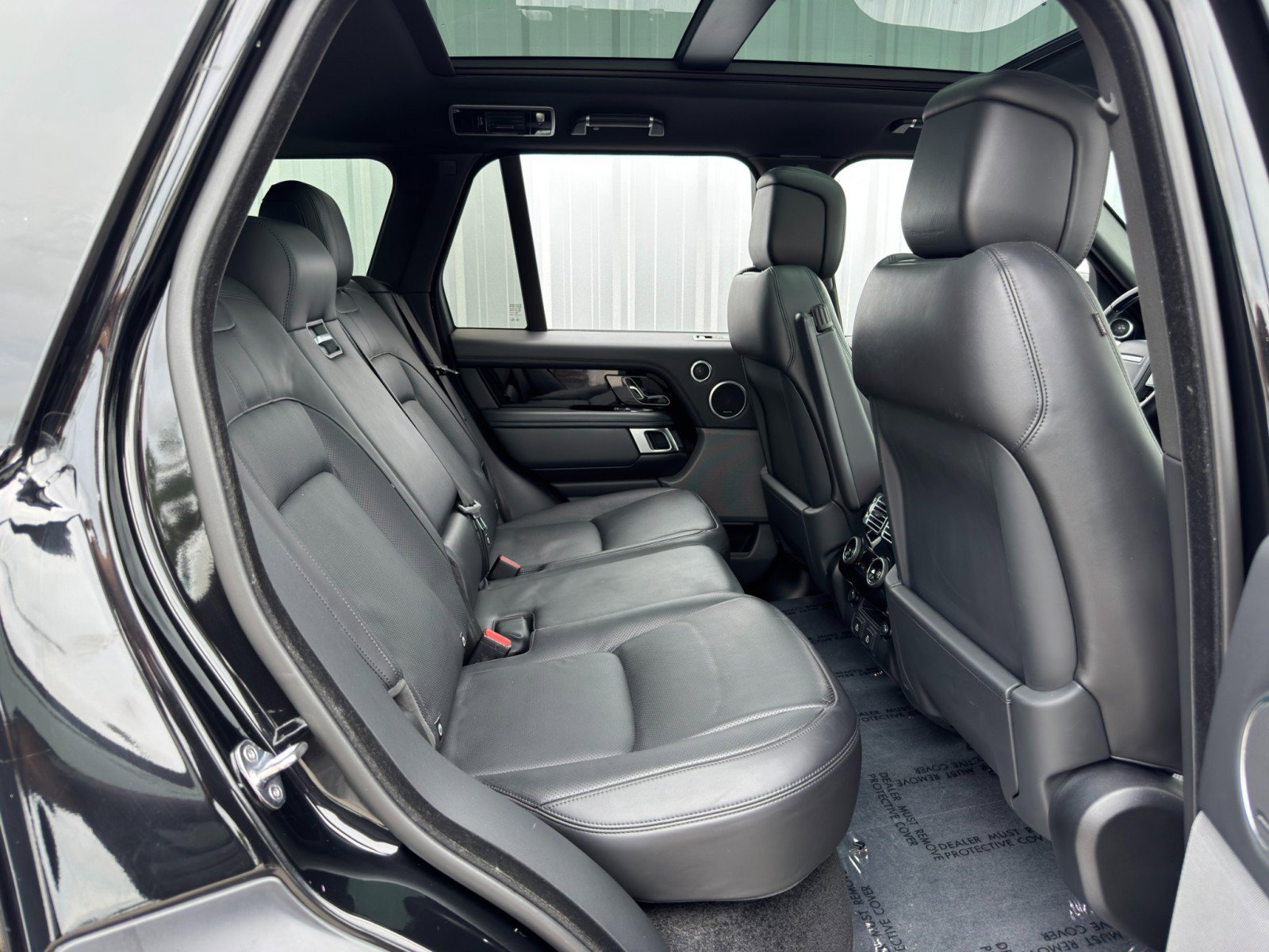 Used 2021 Land Rover Range Rover P525 Westminster Edition image 49