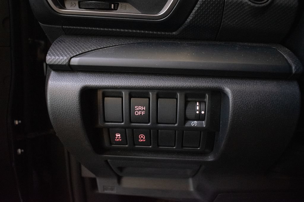 Used 2023 Subaru Forester AWD/4WD image 17