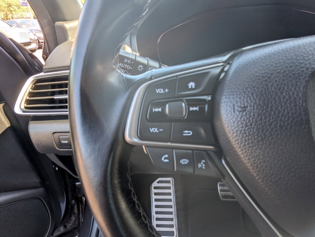 Used 2020 Honda Accord Sport image 16