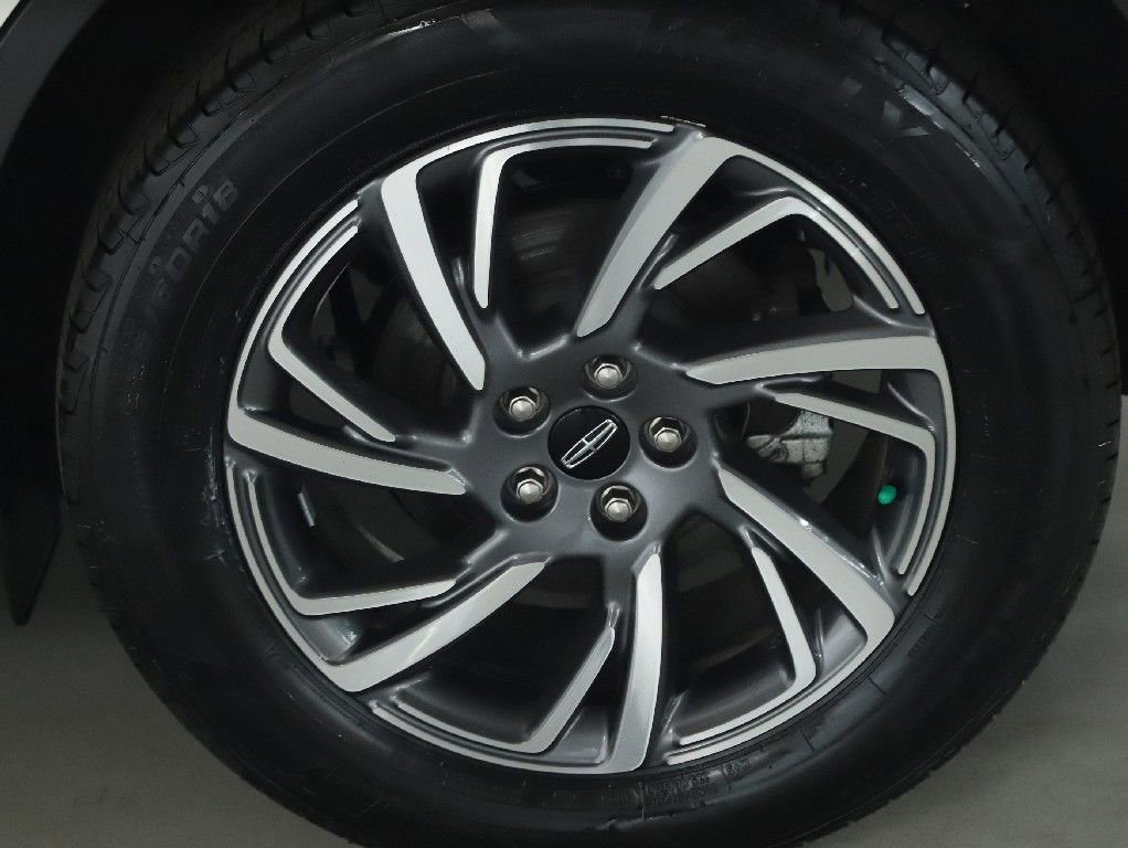 Certified 2023 Lincoln Corsair AWD image 39