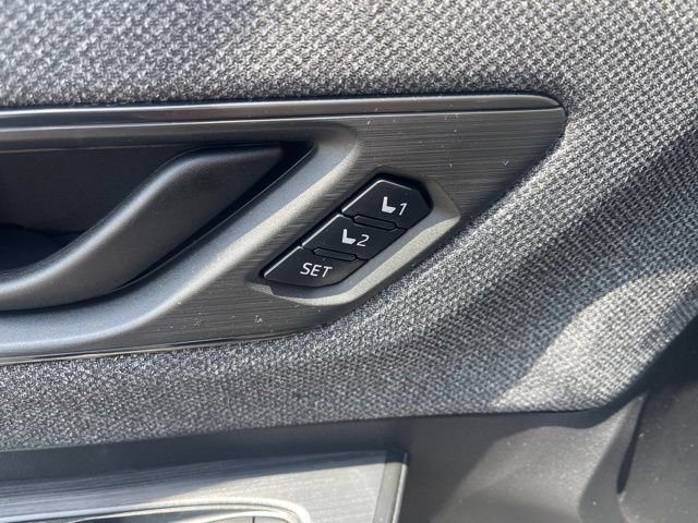 New 2026 Subaru Outback Limited AWD/4WD image 14