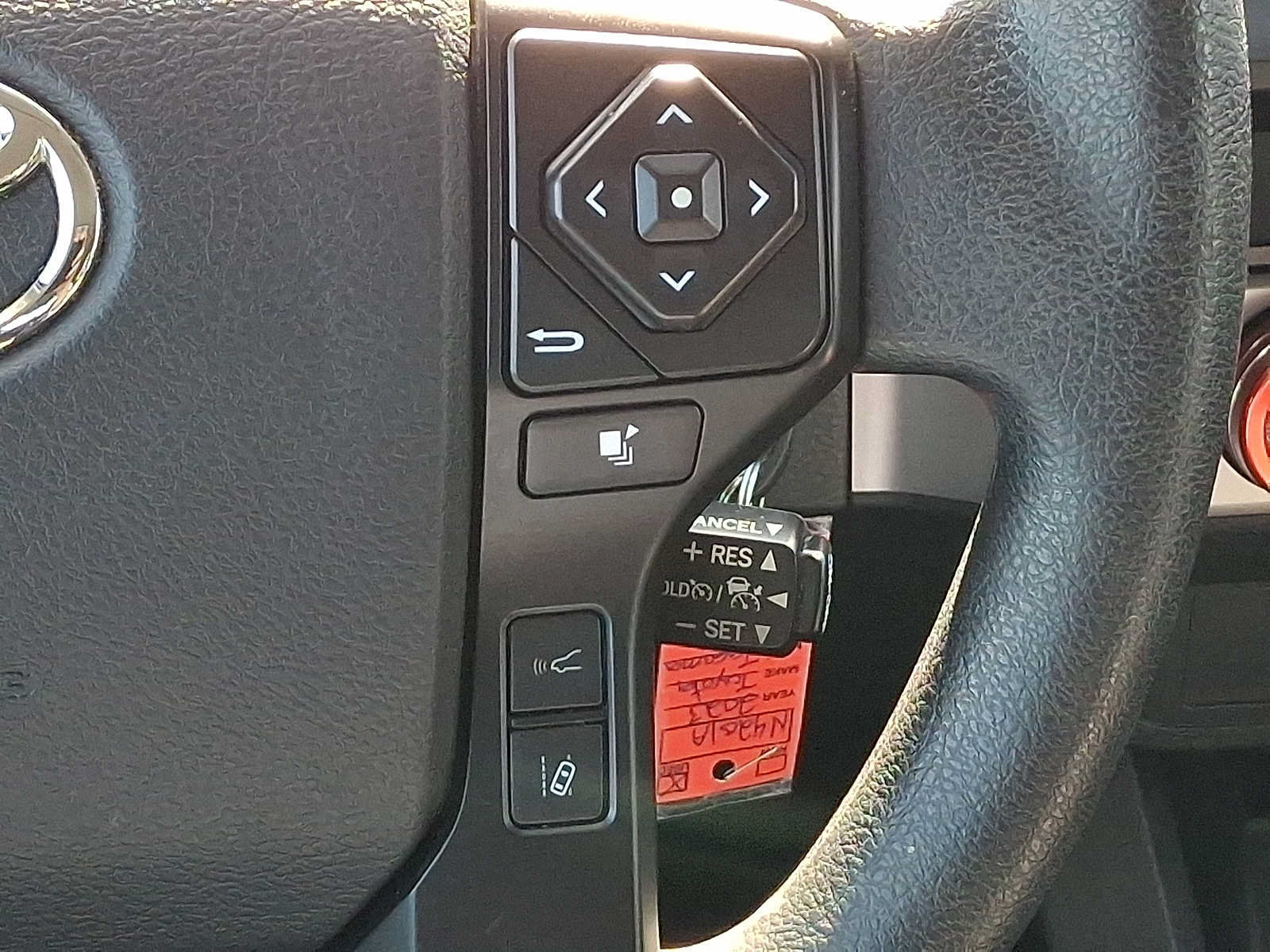 Used 2023 Toyota Tacoma SR AWD/4WD image 23